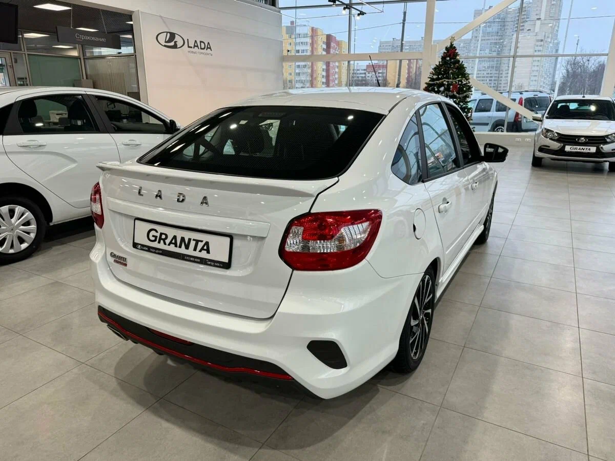 Lada Granta Sport Лифтбек в ваш город - фото №3